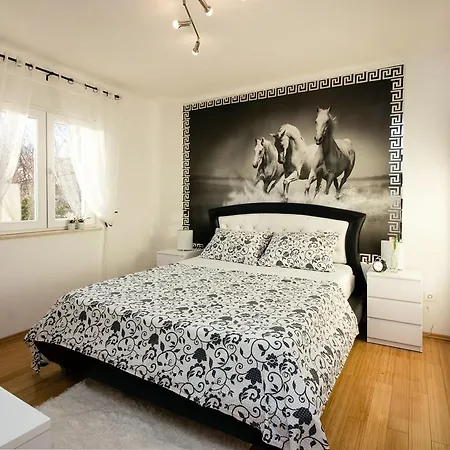 Appartement Leko *